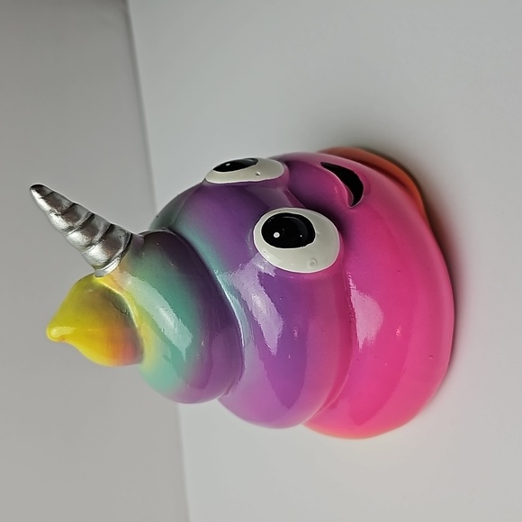 Swirly Emoji Change Bank - Picture 6 of 6